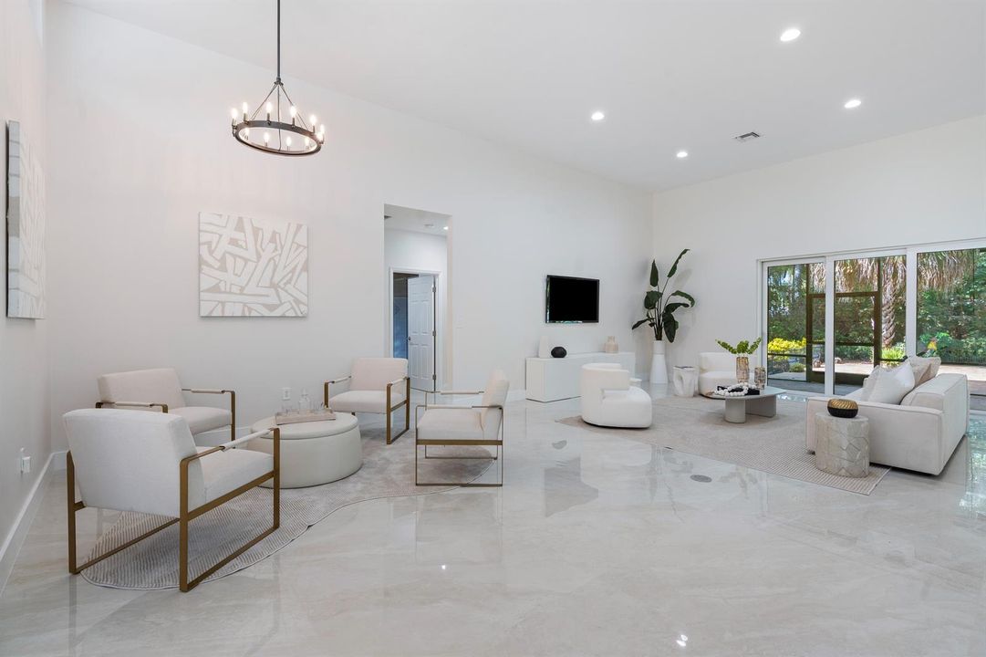 08-2701 NE 2nd Ave Wilton Manros, FL-106
