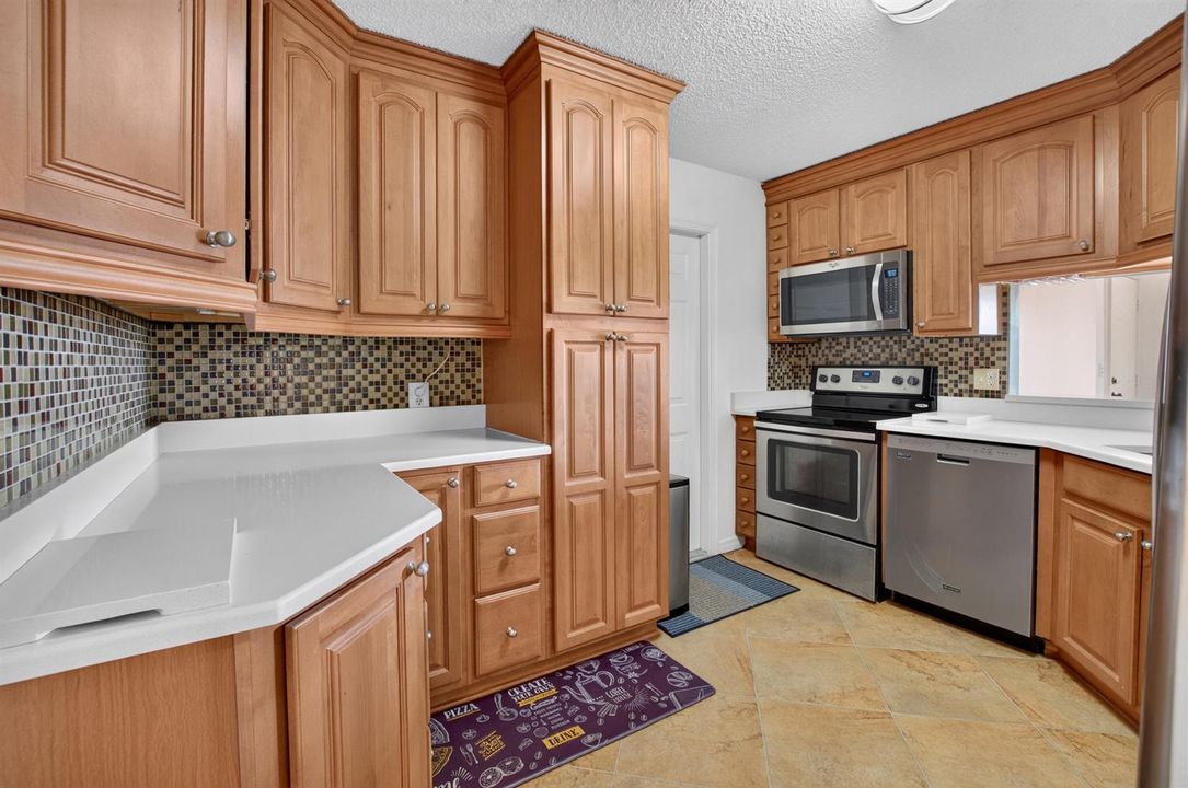8 Kitchen