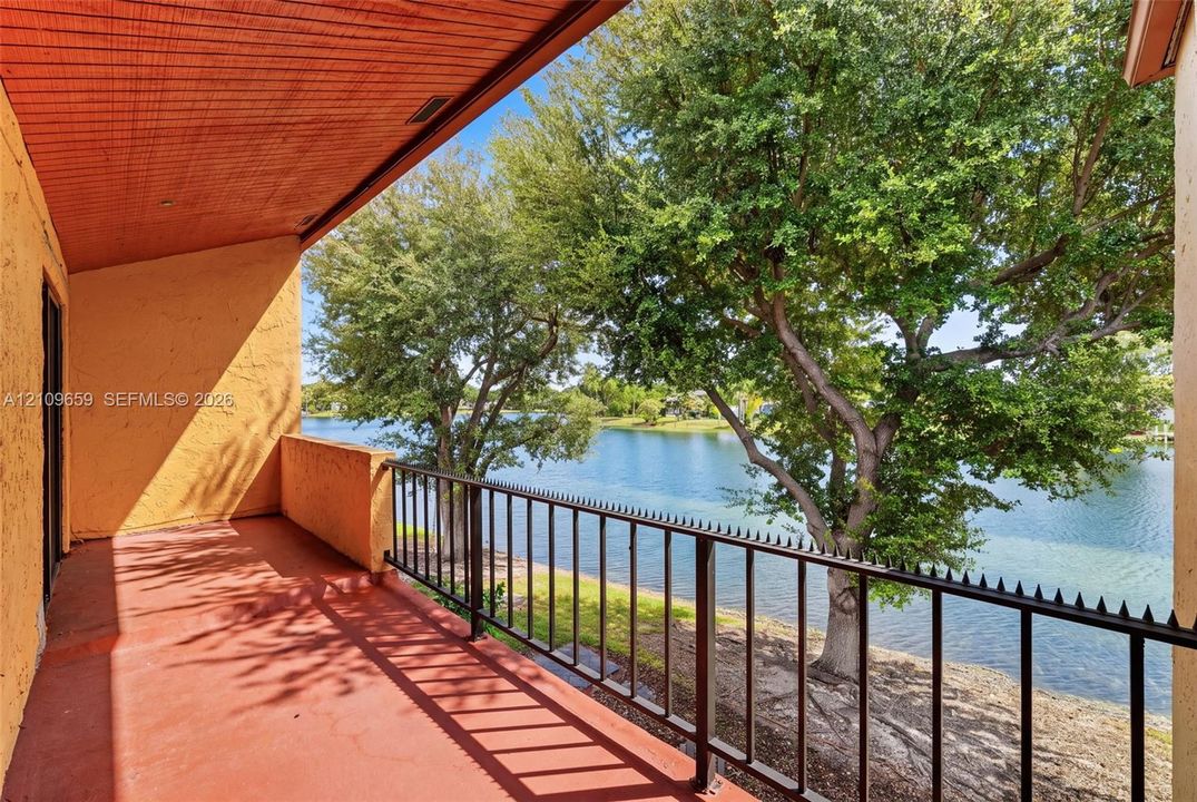 For Sale: $430,000 (3 beds, 2 baths, 1629 Square Feet)