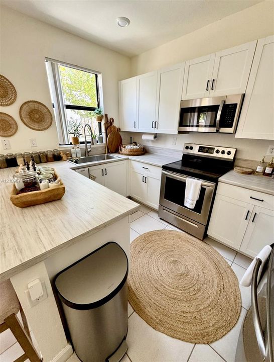 For Sale: $480,000 (3 beds, 2 baths, 1485 Square Feet)