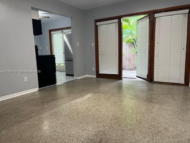 For Rent: $1,590 (1 beds, 1 baths, 3518 Square Feet)