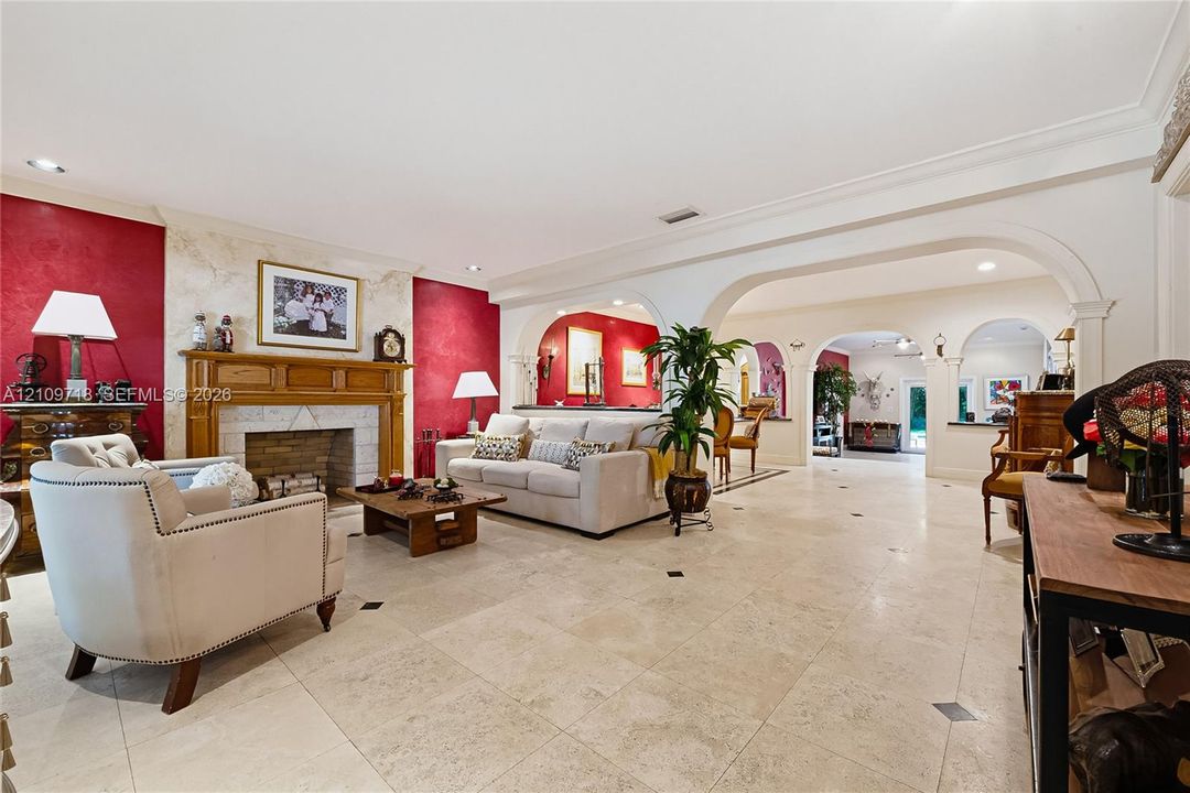For Sale: $7,495,000 (5 beds, 5 baths, 4233 Square Feet)