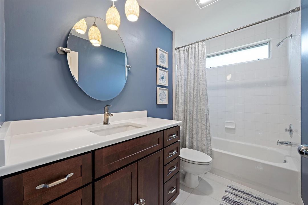 11403 Myrtle Oak Ct-7