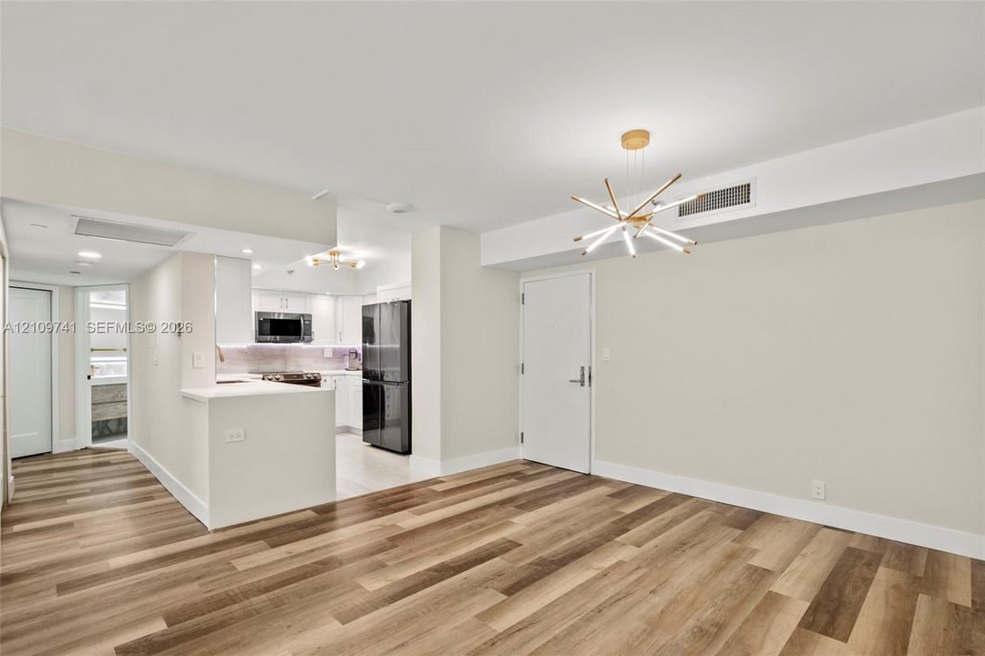 На продажу: $479,000 (2 спален, 2 ванн, 1181 Квадратных фут)
