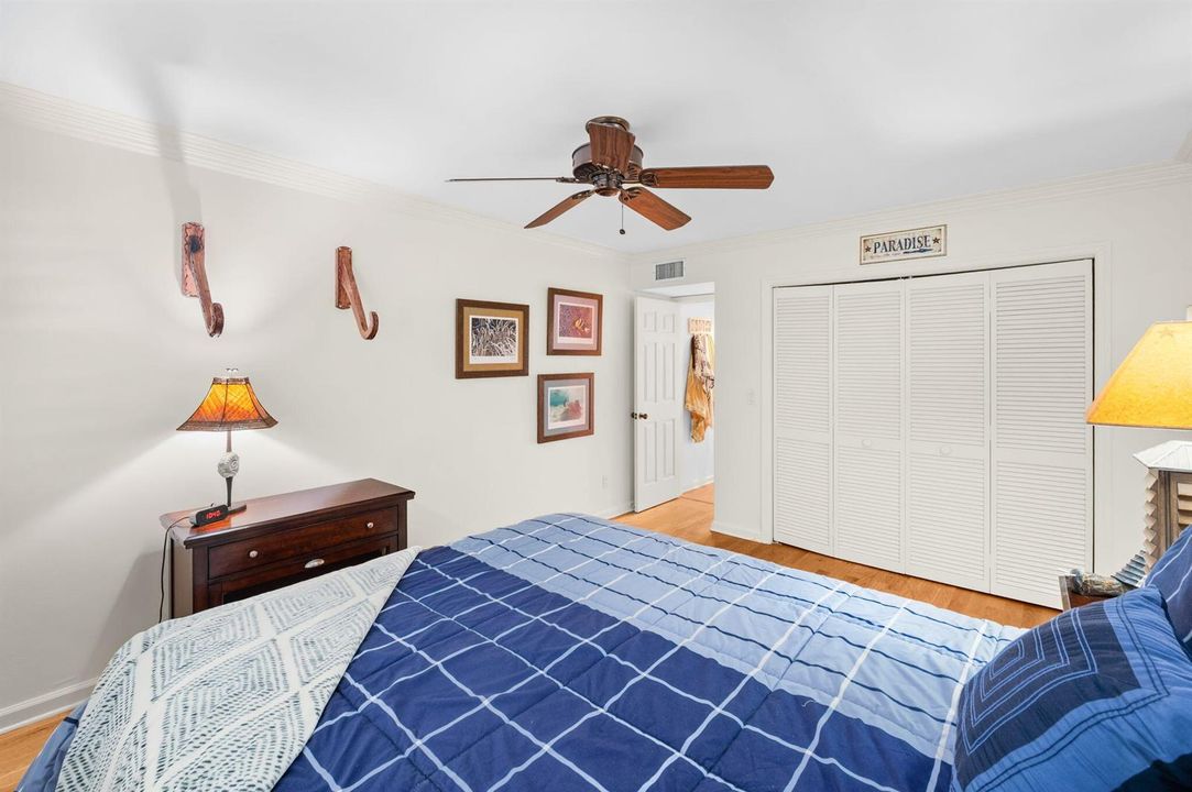 13-web-or-mls-2636 Ocean Dr 105 - 13