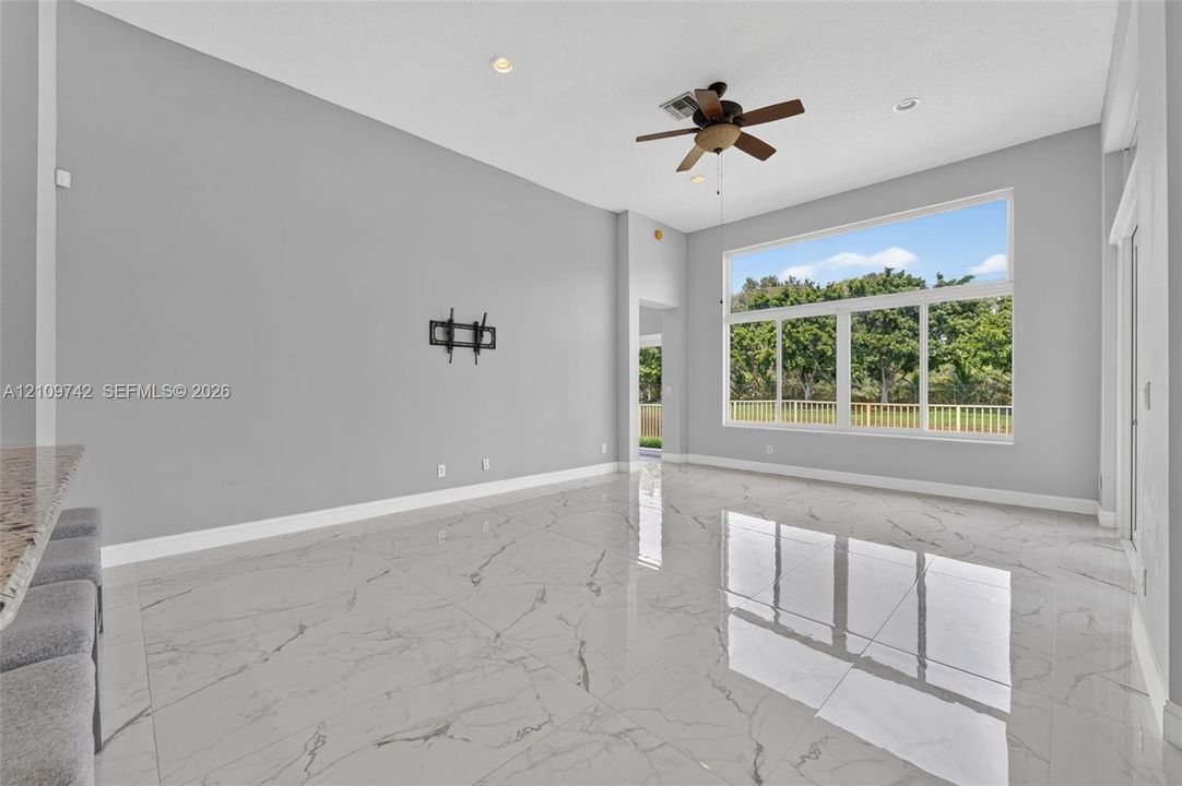 For Sale: $998,000 (4 beds, 3 baths, 2834 Square Feet)