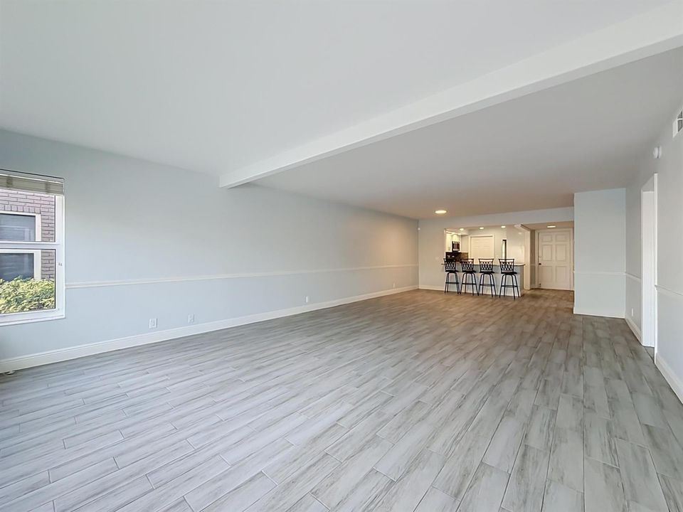 3121 NE 51st Street #102E-43