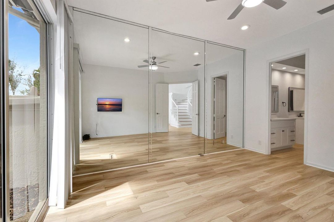 Main downstairs bedroom