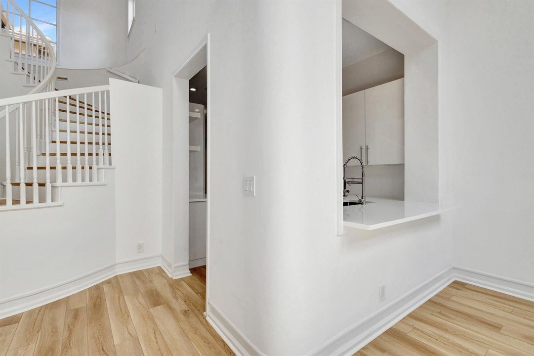 Kitchen passthru and staircase