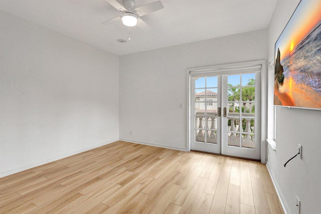 upstairs bedroom 1