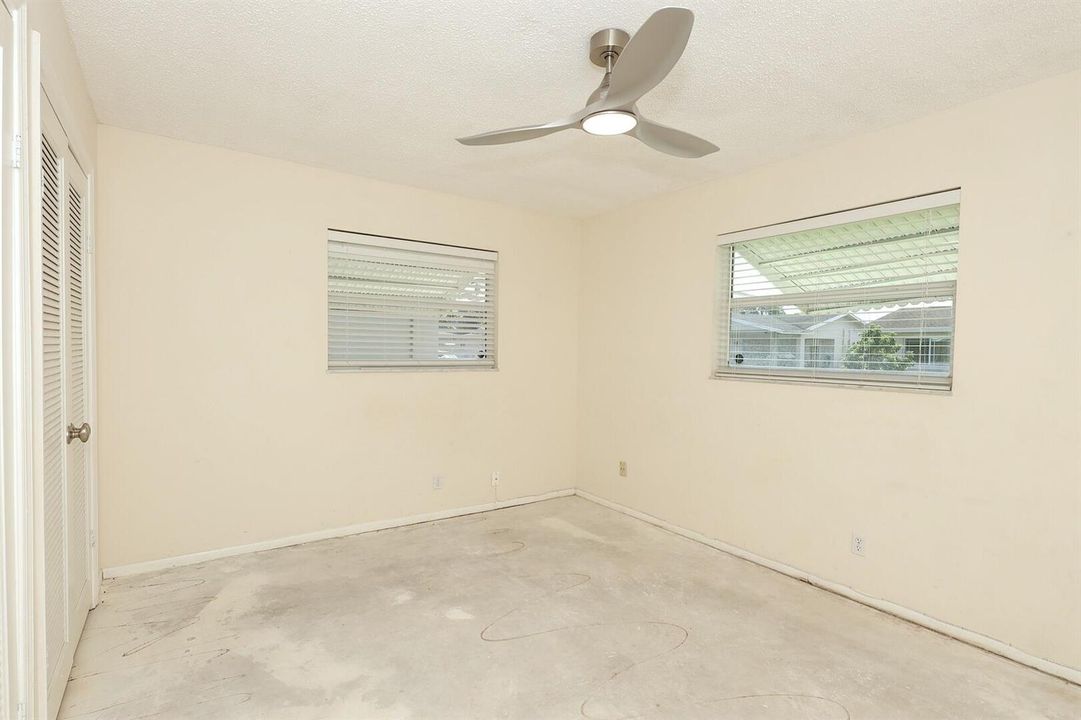 Secondary Bedroom - Original Condition