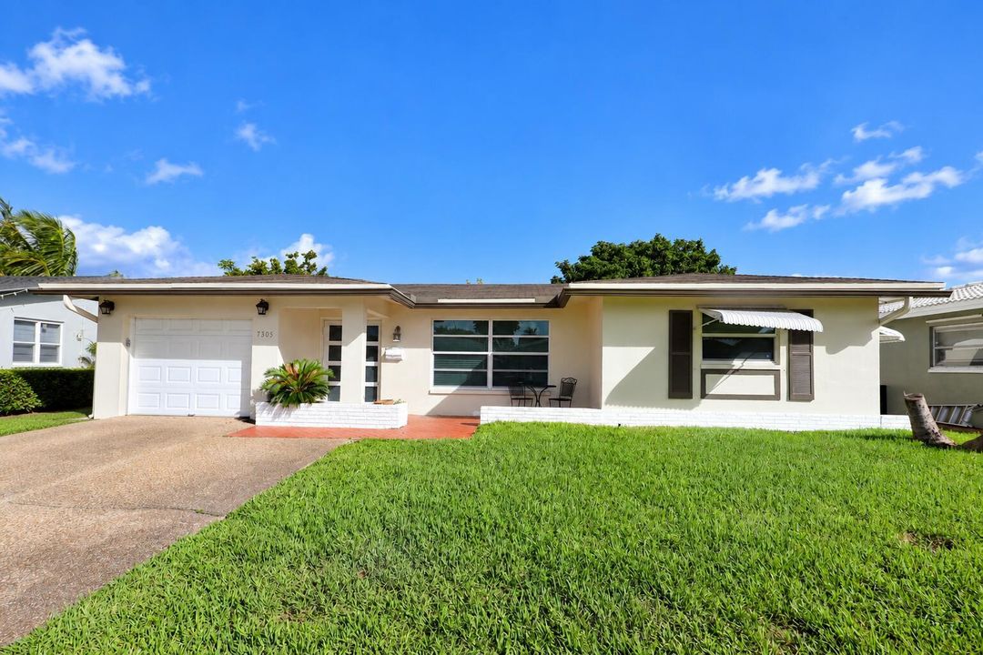 Tamarac Waterfront Ranch Home