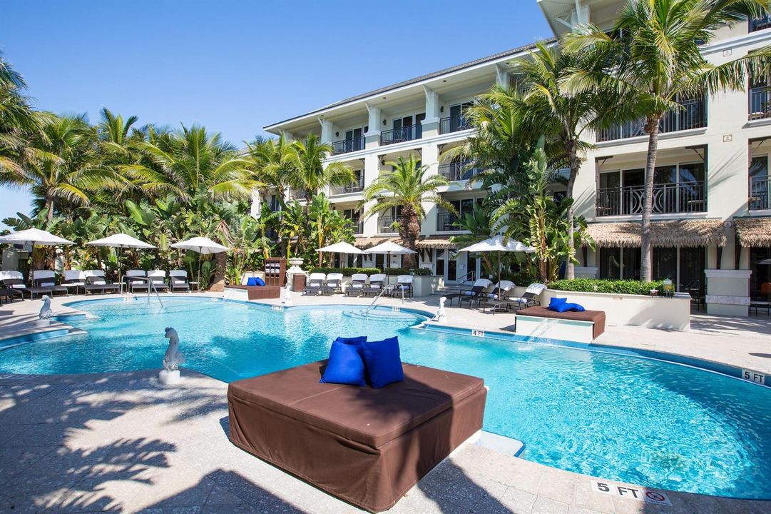 Penthouse Unit - Vero Beach Hotel and Re