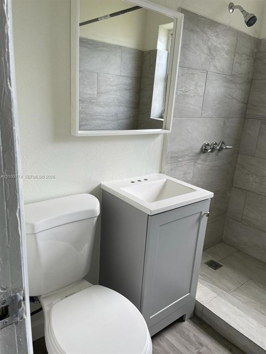 For Rent: $1,475 (1 beds, 1 baths, 1026 Square Feet)