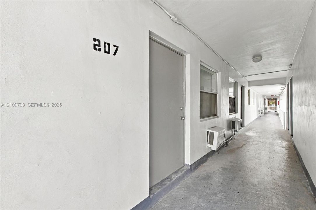 For Rent: $1,525 (1 beds, 1 baths, 0 Square Feet)