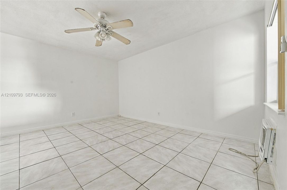 For Rent: $1,525 (1 beds, 1 baths, 0 Square Feet)
