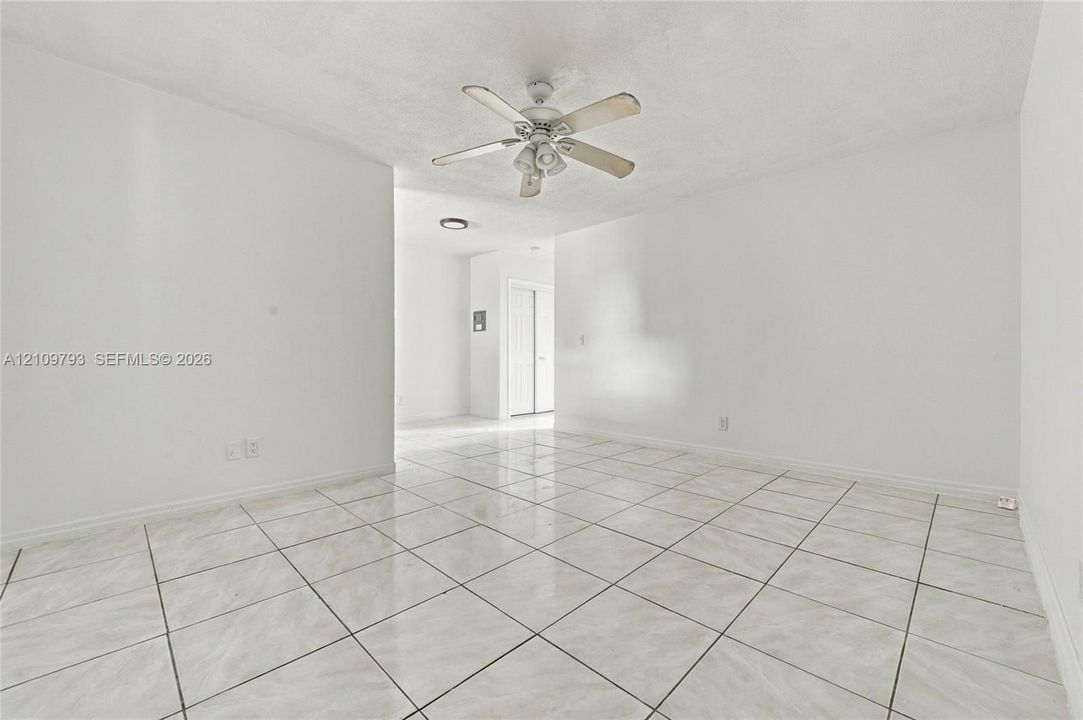 For Rent: $1,525 (1 beds, 1 baths, 0 Square Feet)