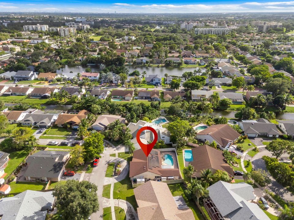43-web-or-mls-7000NW49th-34