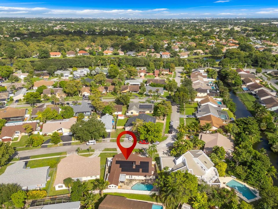 45-web-or-mls-7000NW49th-36
