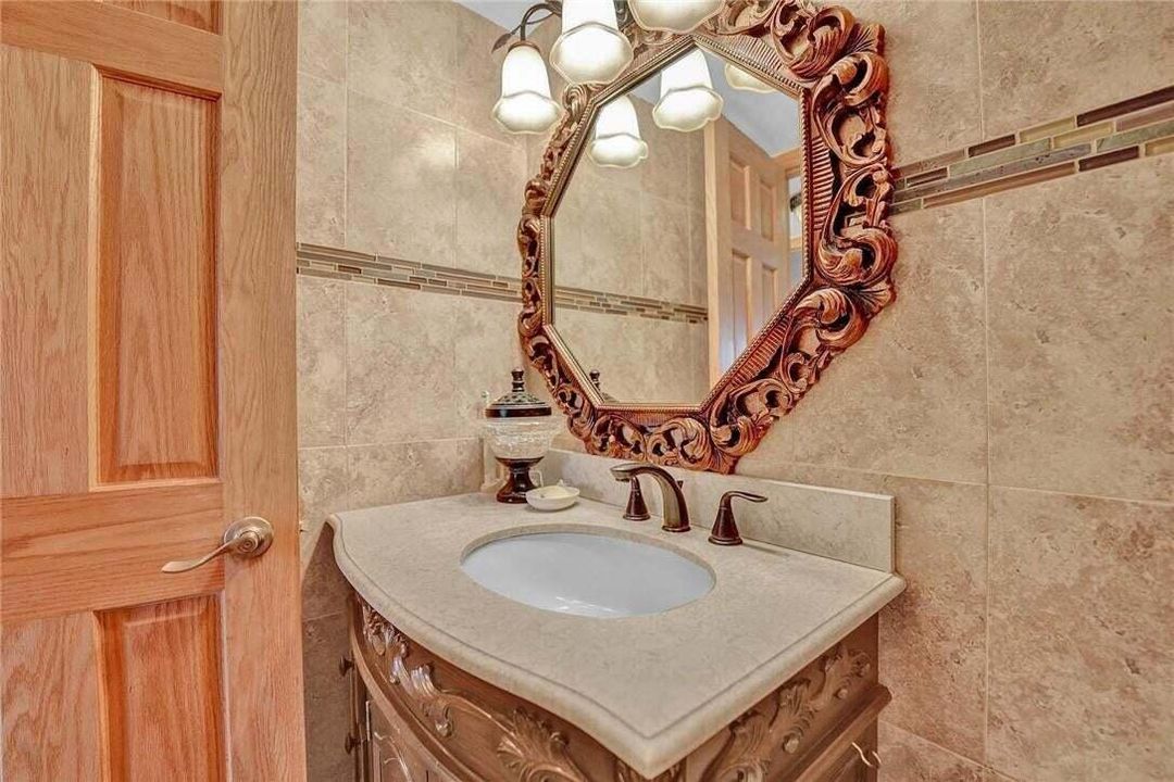 powder room half bath