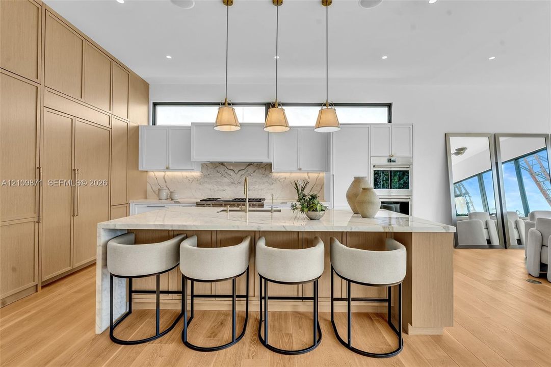 For Sale: $5,900,000 (5 beds, 4 baths, 0 Square Feet)