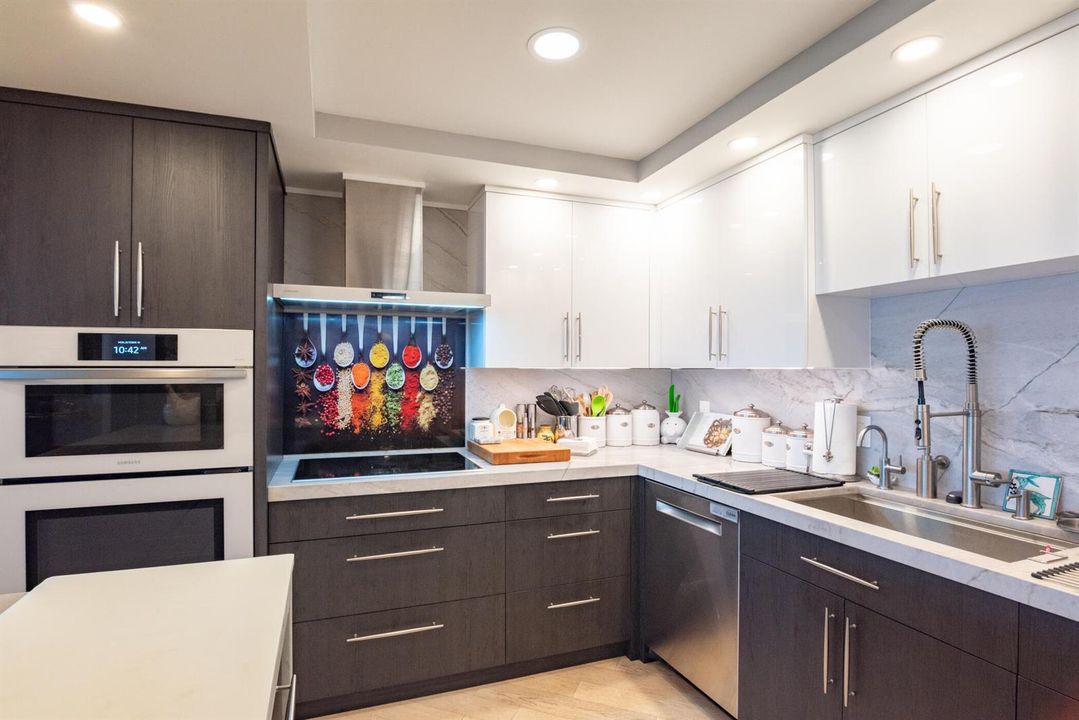 2480 Presidential Way 024