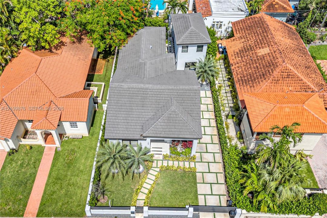 For Sale: $1,790,000 (5 beds, 4 baths, 2232 Square Feet)