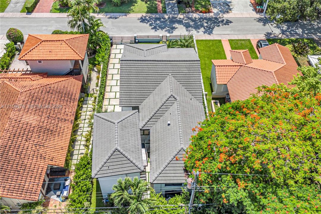 For Sale: $1,790,000 (5 beds, 4 baths, 2232 Square Feet)