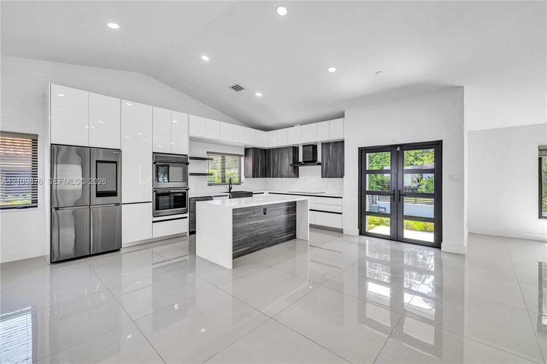 For Sale: $1,790,000 (5 beds, 4 baths, 2232 Square Feet)