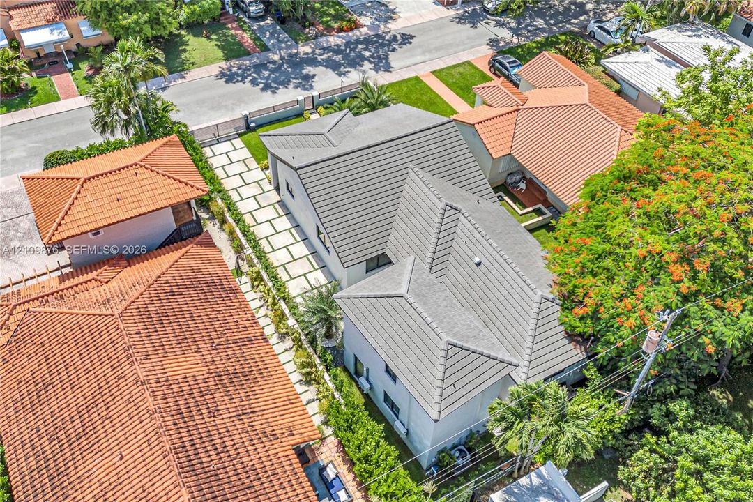 For Sale: $1,790,000 (5 beds, 4 baths, 2232 Square Feet)
