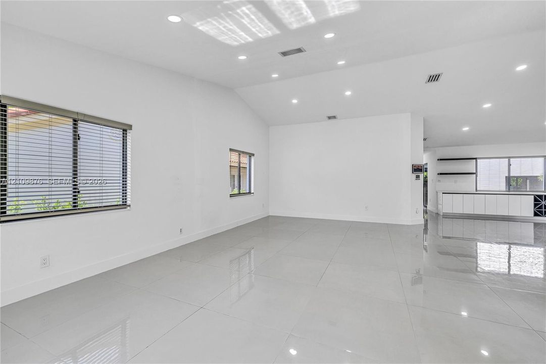 For Sale: $1,790,000 (5 beds, 4 baths, 2232 Square Feet)