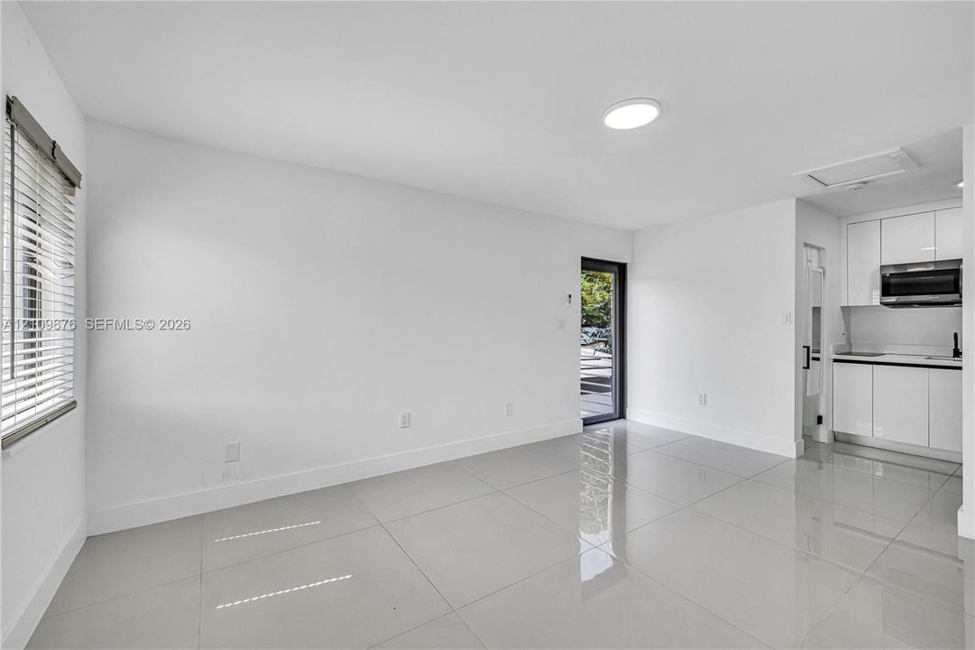 For Sale: $1,790,000 (5 beds, 4 baths, 2232 Square Feet)