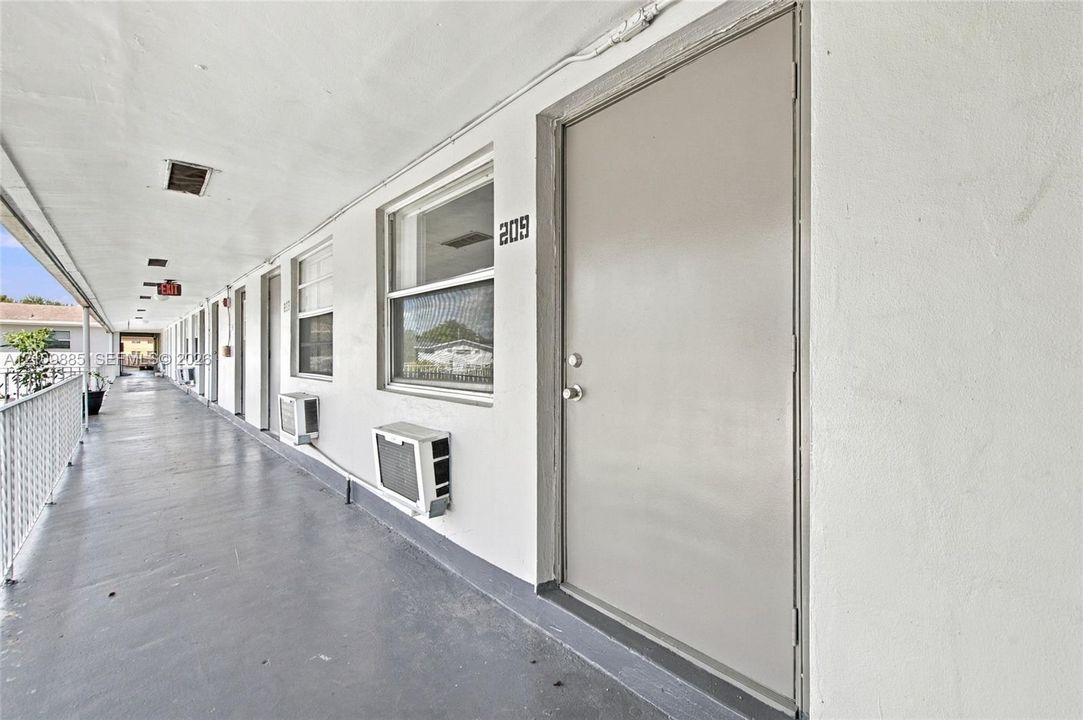 For Rent: $1,550 (1 beds, 1 baths, 0 Square Feet)
