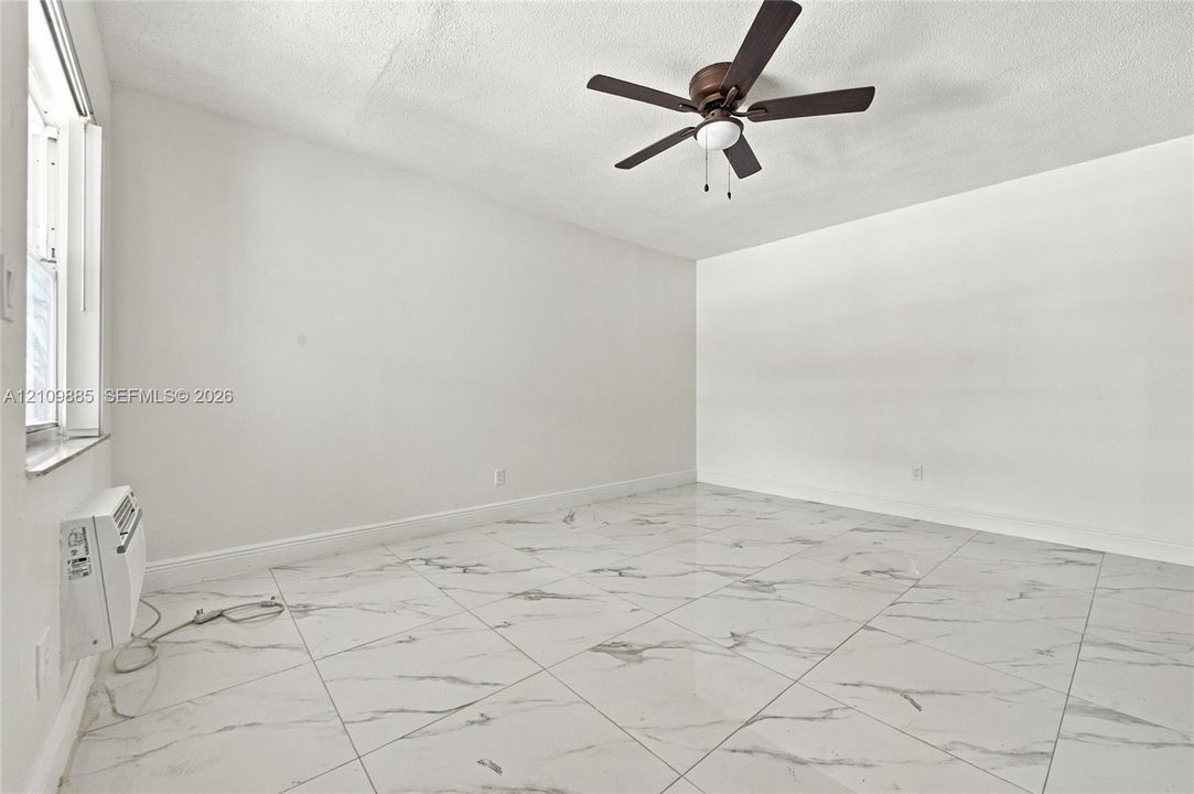 For Rent: $1,550 (1 beds, 1 baths, 0 Square Feet)