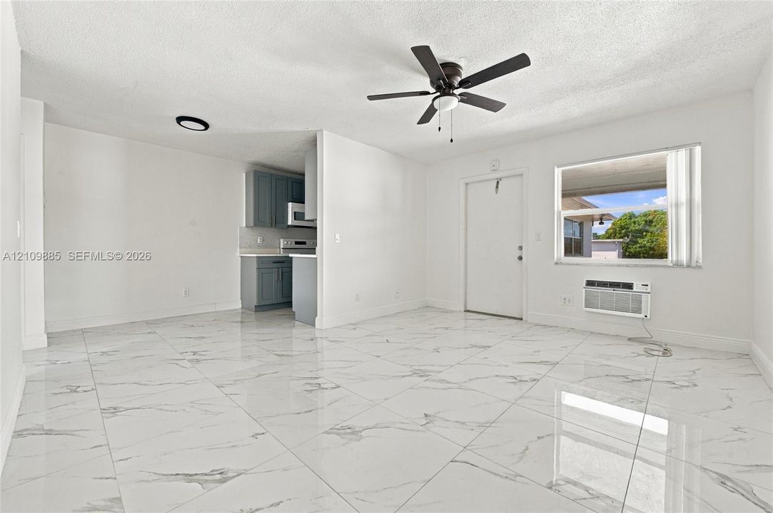 For Rent: $1,550 (1 beds, 1 baths, 0 Square Feet)