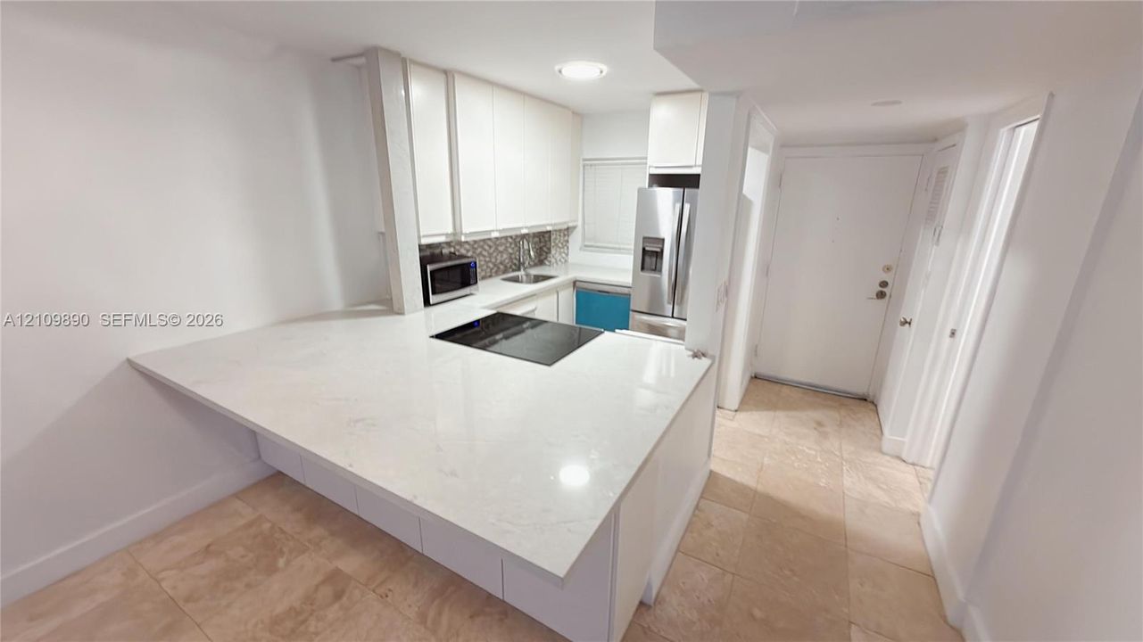 В аренду: $2,700 (1 спален, 1 ванн, 718 Квадратных фут)