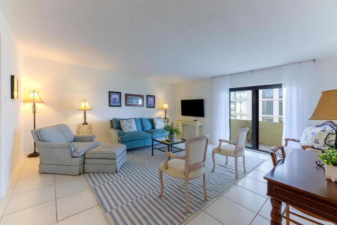 1501 S Flagler Dr Unit 8f West-large-006