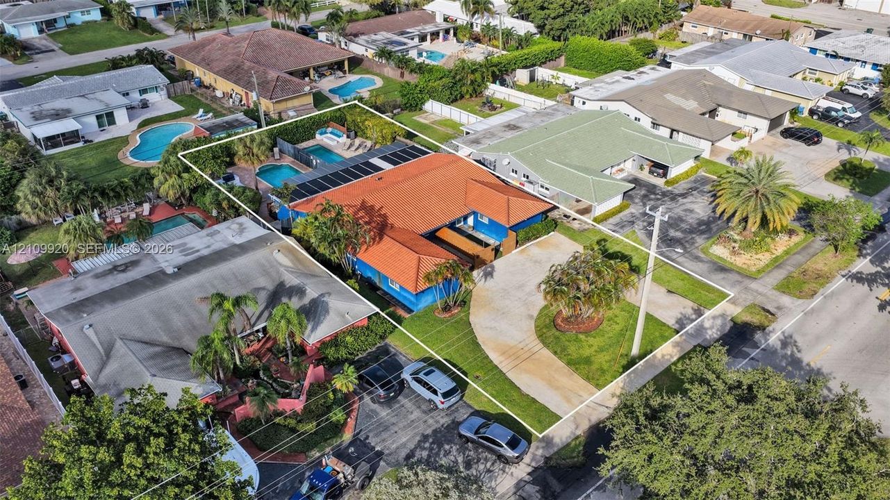 1747 - 1753 NE 45 St. Oakland Park, FL 33334
