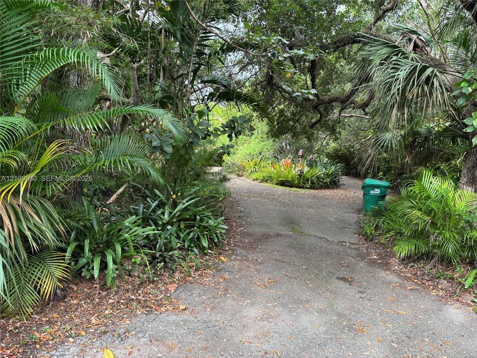 For Sale: $6,250,000 (1.16 acres)