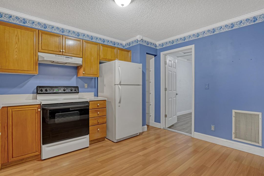 2103 Maplewood (14)