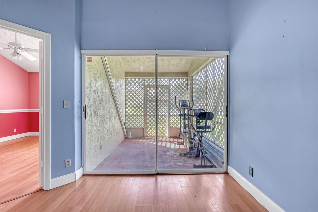 2103 Maplewood (10)