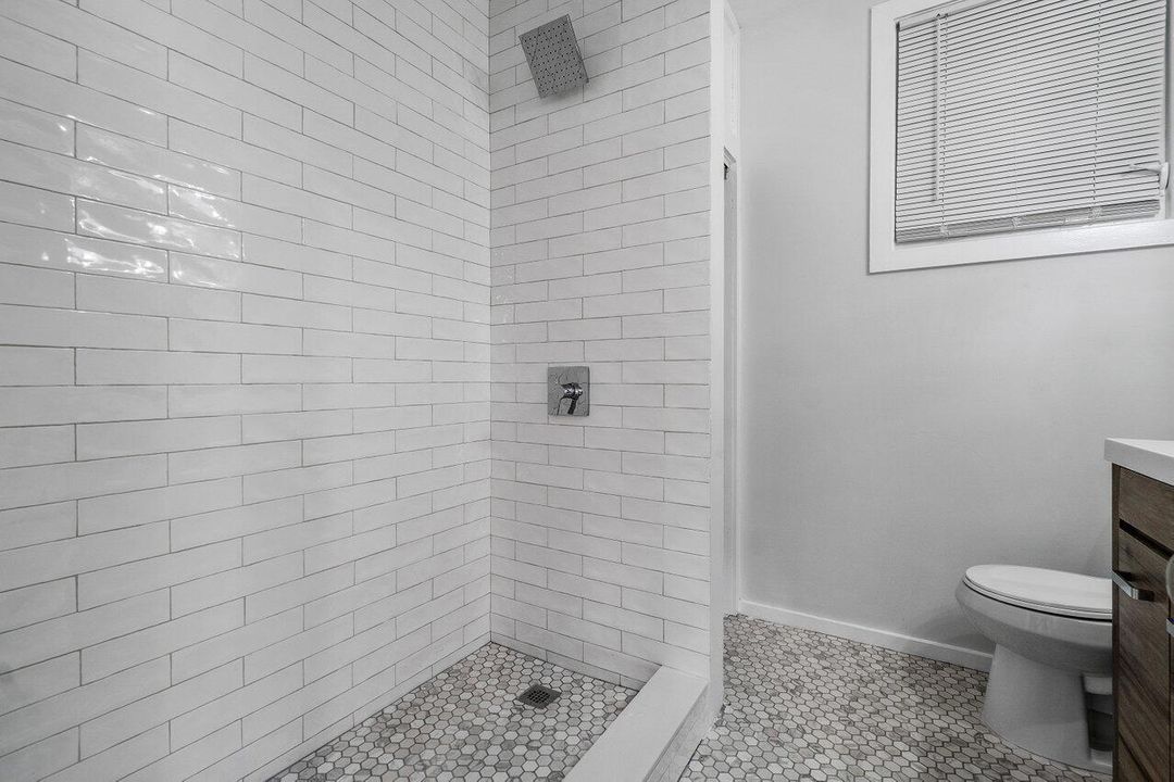 017-42453rdStreet-WestPalmBeach-FL-33407