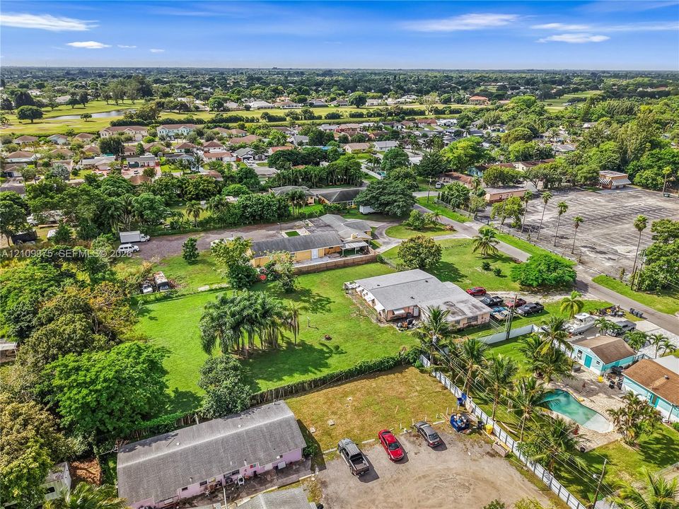 For Sale: $1,600,000 (0.10 acres)