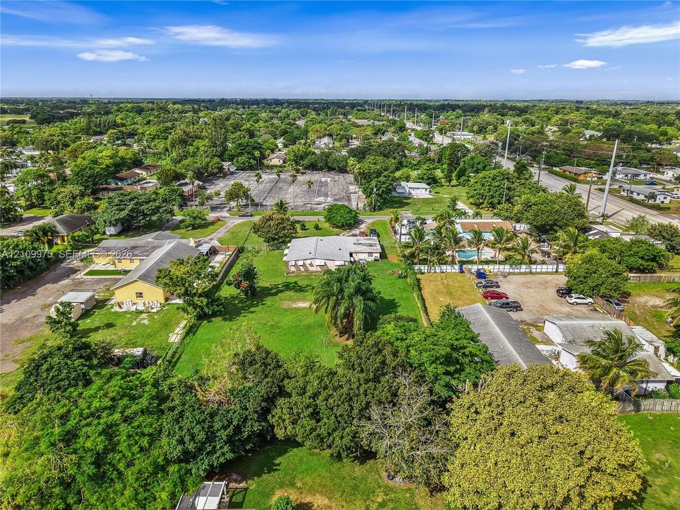 For Sale: $1,600,000 (0.10 acres)