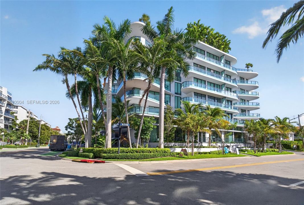En Venta: $1,350,000 (2 camas, 2 baños, 1366 Pies cuadrados)
