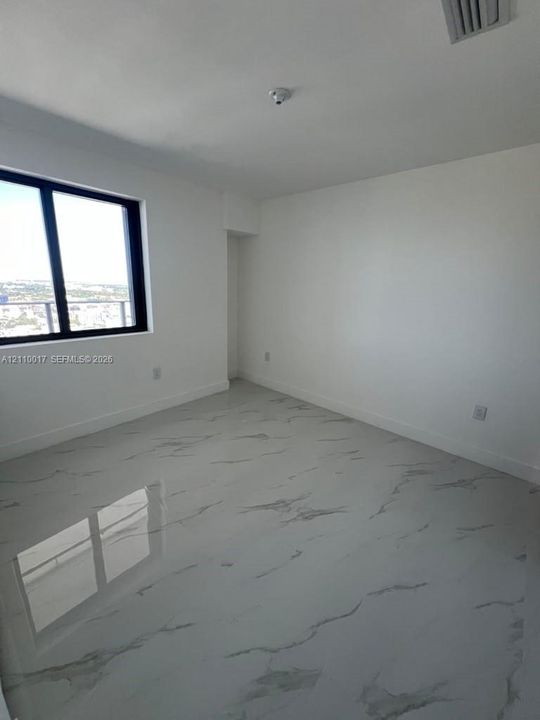 В аренду: $10,500 (3 спален, 3 ванн, 1759 Квадратных фут)