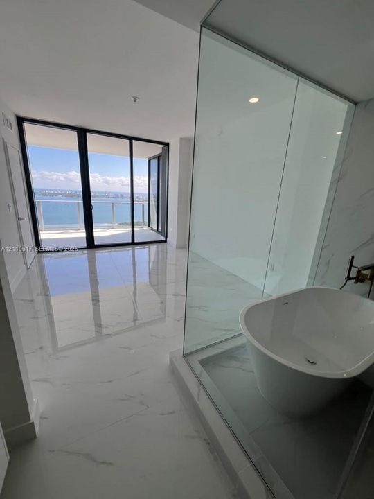В аренду: $10,500 (3 спален, 3 ванн, 1759 Квадратных фут)