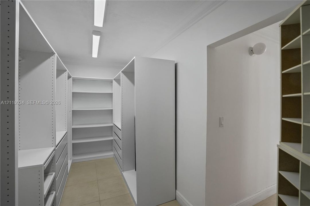 En Renta: $18,000 (7 camas, 6 baños, 5212 Pies cuadrados)