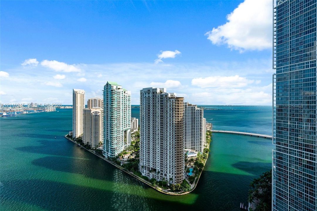 For Sale: $2,999,000 (2 beds, 3 baths, 1699 Square Feet)