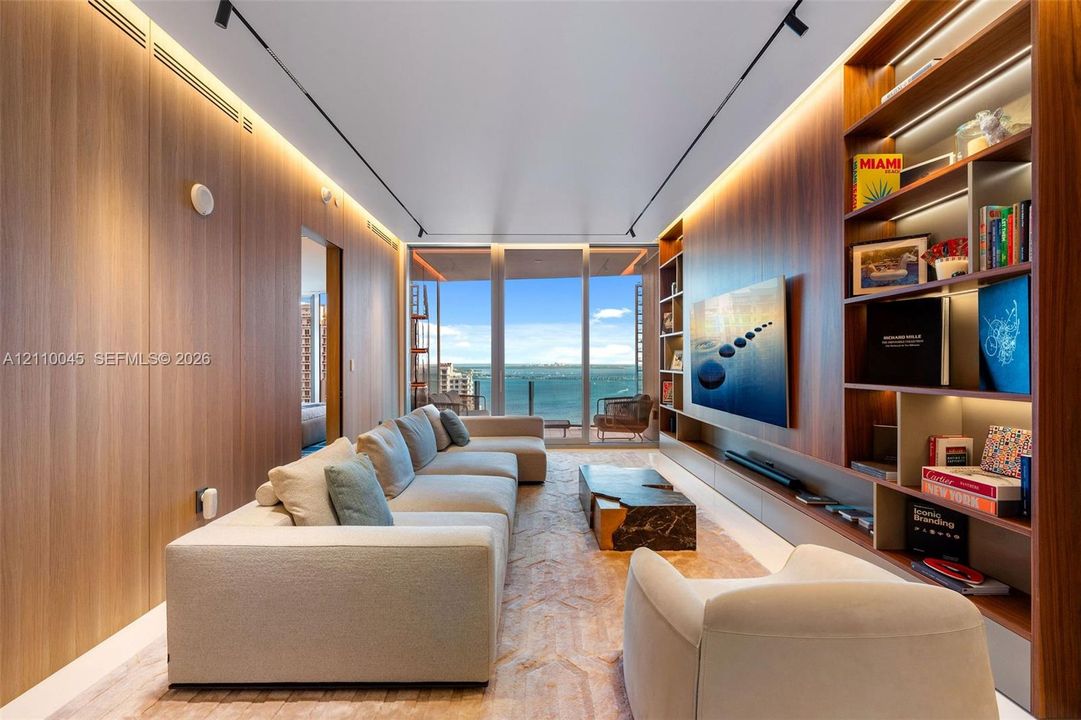 For Sale: $2,999,000 (2 beds, 3 baths, 1699 Square Feet)